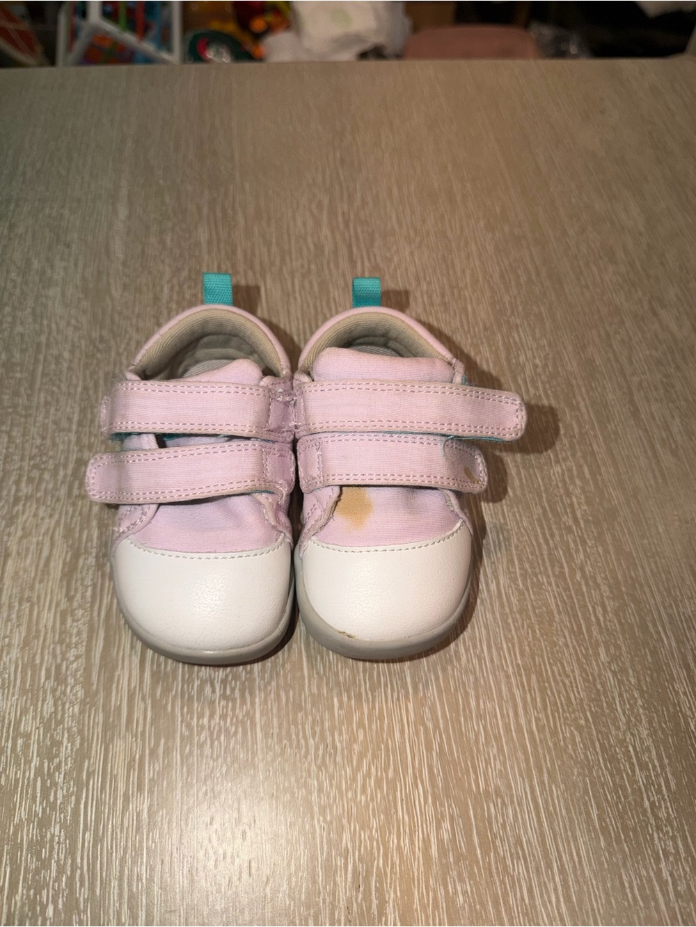 Ten Little Lavender Shoes size 3.5 Play condition for untreated stains